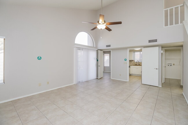 Photo - 2282 W Park Ave