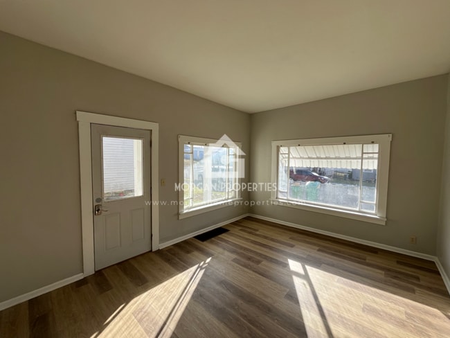 Building Photo - 206 N 17th St