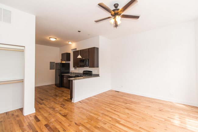 Photo - 1704 W Sunnyside Ave Unidad 1