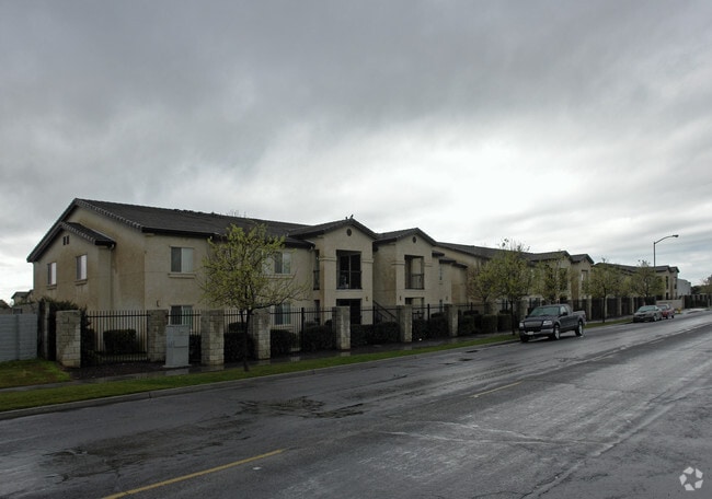 Photo - Sherwood Pointe Apartments