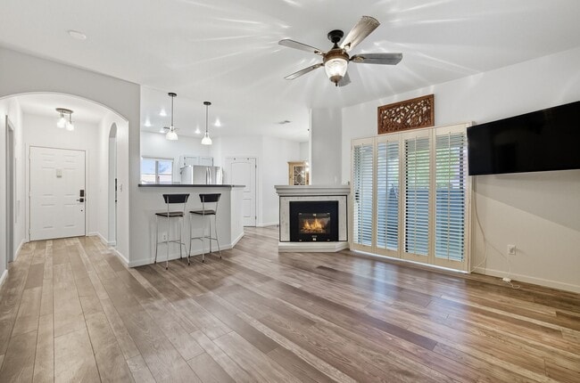 Photo - Upgraded 1 Bedroom Condo in Gated Communit...