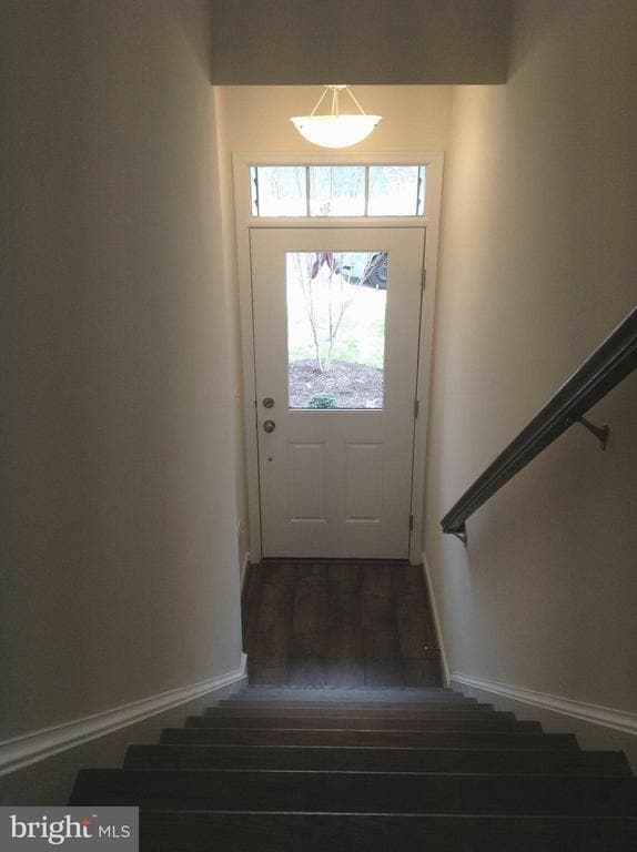Photo - 204 Upper Brook Terrace