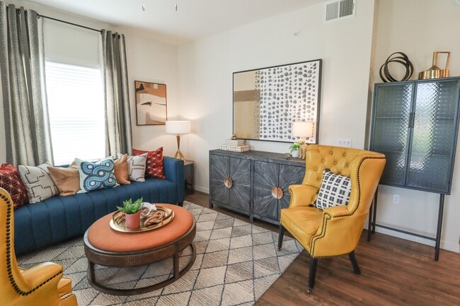 Photo - The Crest at Naples