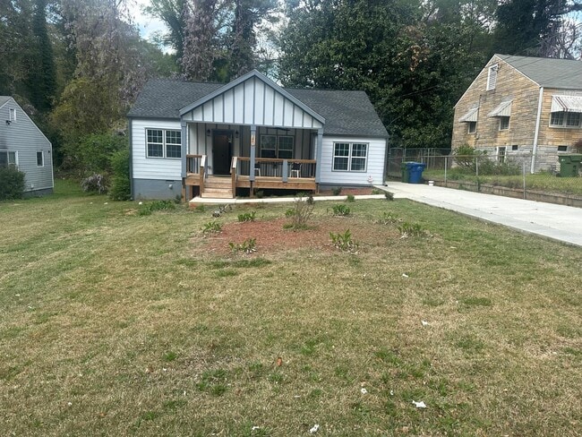 Photo - 1841 Bayberry Dr SW