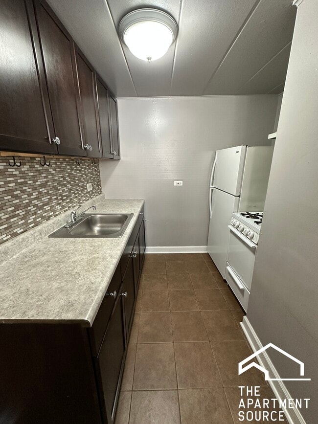 Photo - 9620 Ivanhoe Ave Unit 7