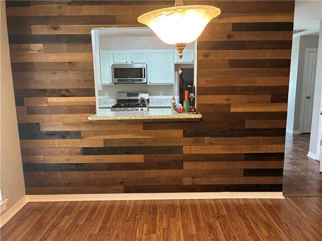 Photo - 105 Southgate Dr