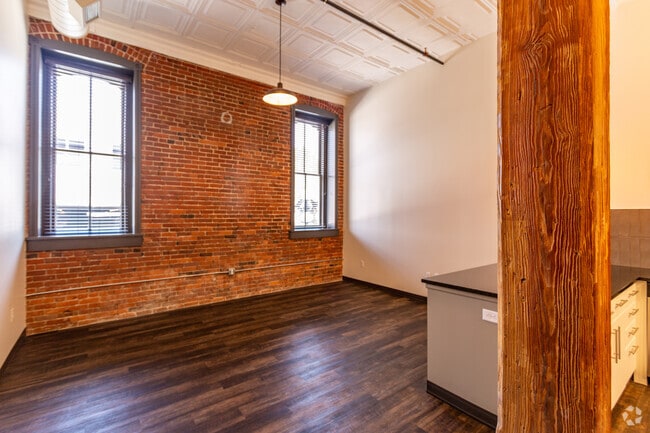 1 habitación, 1 baño - 644 pies cuadrados - Spaghetti Works Apartments