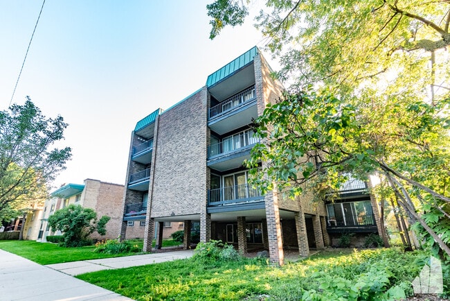 Photo - 4136 N California Ave Condo Unit 304