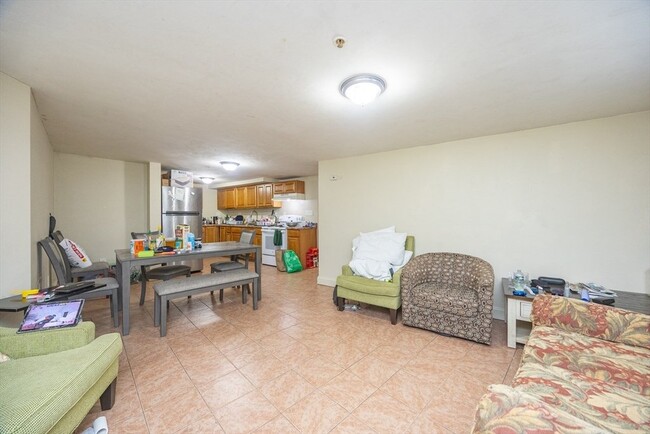 Photo - 122-126-126 Marianna St Unit 1