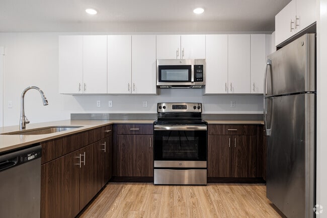 Kitchen 02