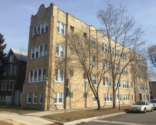 Photo - 3520 W Cullom Ave Unit 3