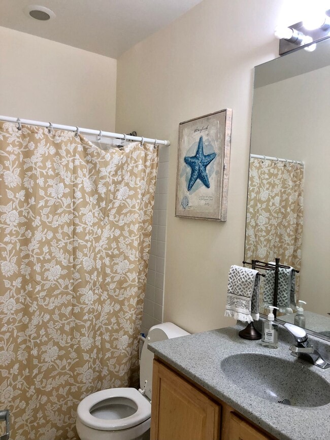 Photo - 714 W Evergreen Unit B