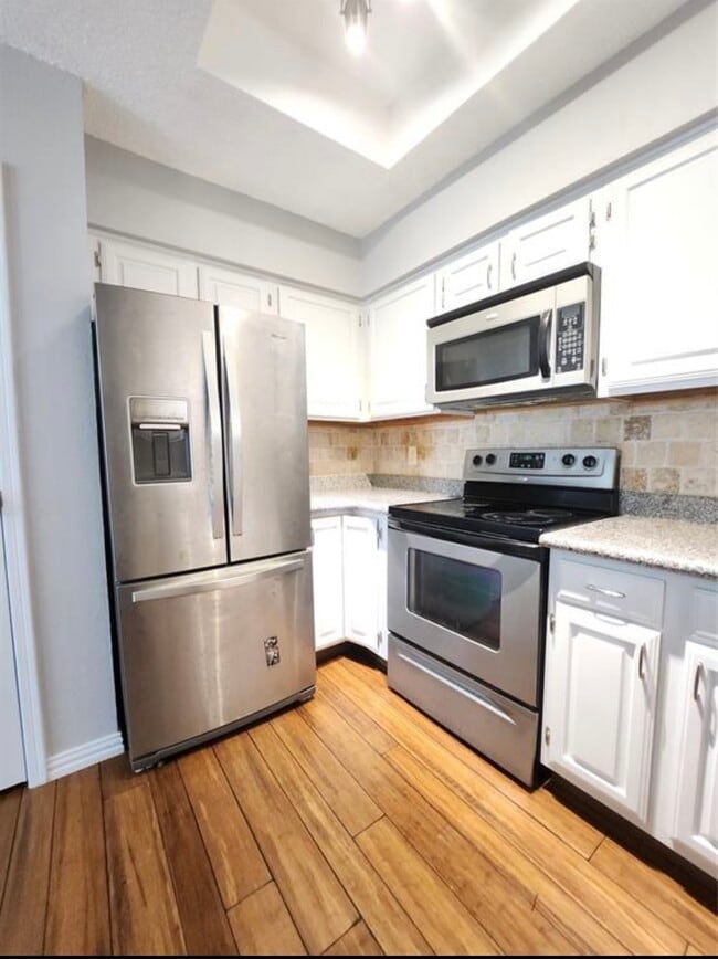 Photo - 921 Marine Dr Unit 311