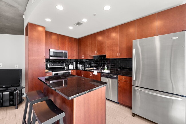 Photo - 777 N Ashley Dr