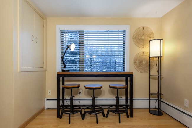 Photo - Old Airport Road 4751-VS Unit Apt 3