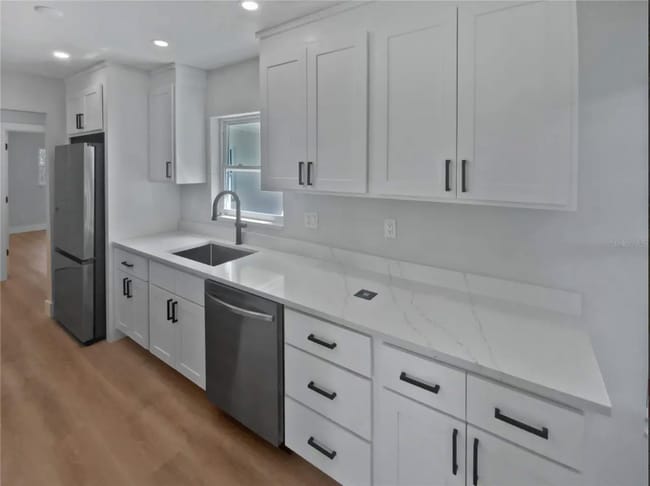 Photo - 7812 N 53rd St