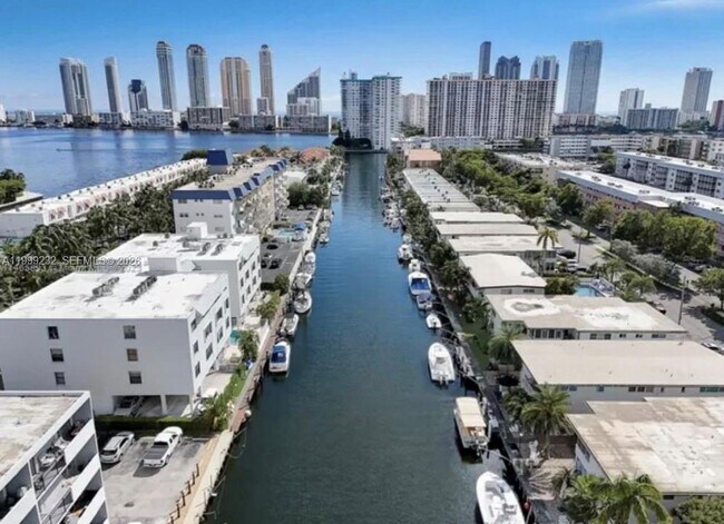 Photo - 3681 NE 170th St Unit 4