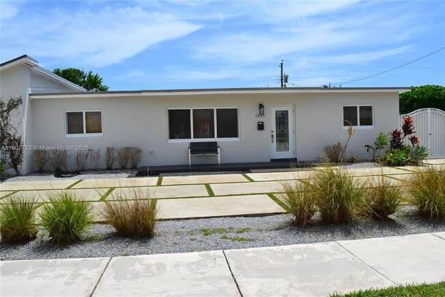 Photo - 3221 SW 93rd Pl