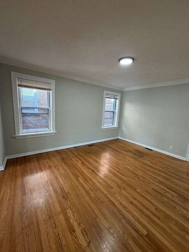 Photo - 5041 Lindenwood Ave Unit B, 1st Fl