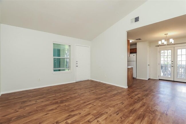 Photo - 1918 Gracy Farms Ln