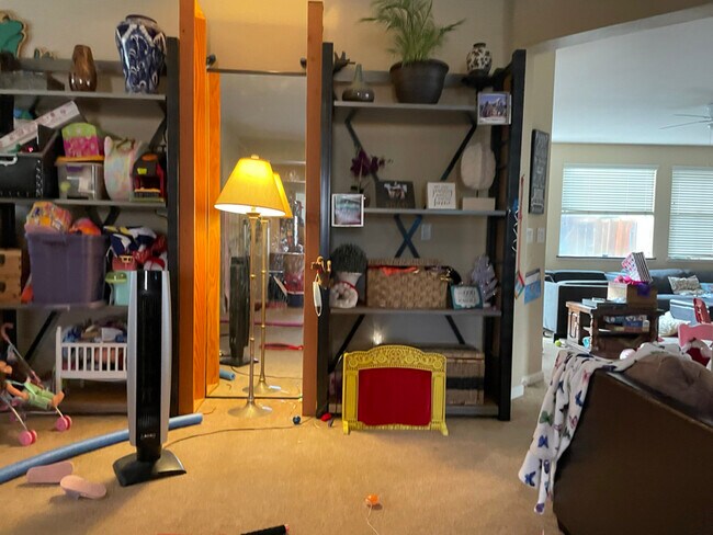 Photo - 9454 California Oak Cir