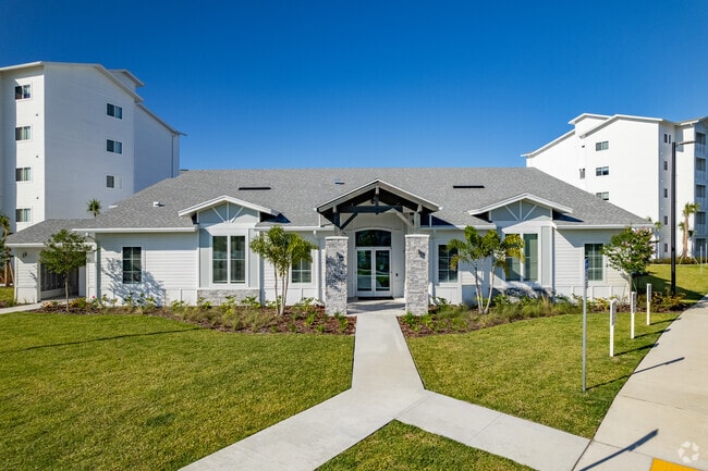 5115 Spanish Harbor Dr Wildwood, FL 34785 - Sundance Trails Apartments