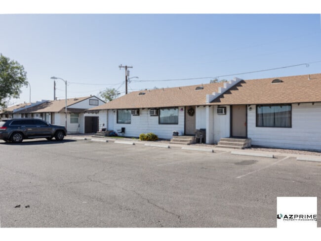 Building Photo - Enjoy Practical Comfort in This Thoughtful... Rental