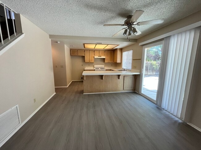 Photo - 30235 Cupeno Ln