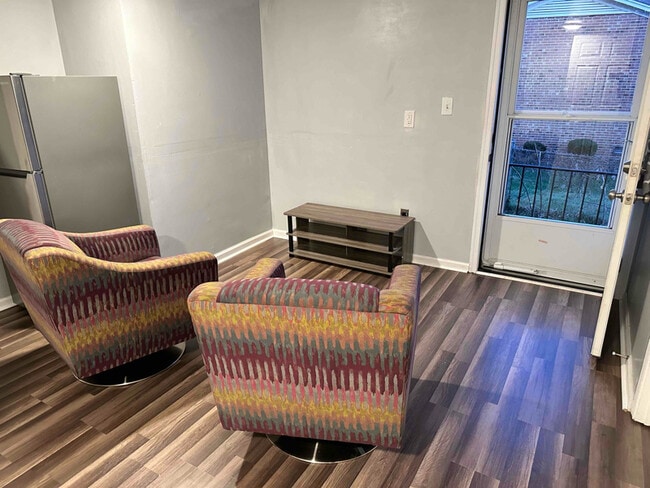 Photo - 3105 Covedale St