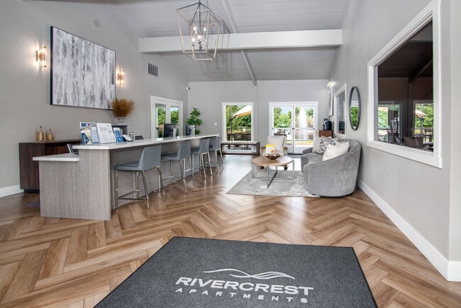 Rivercrest Apartments