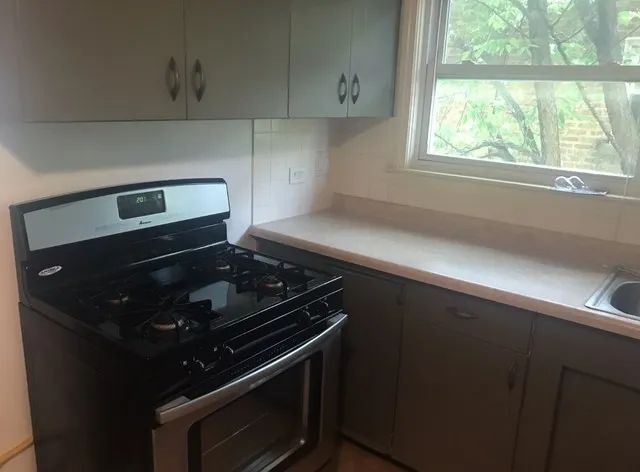 Photo - 9138 Keating Ave