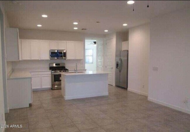 Photo - 5962 N 90th Dr
