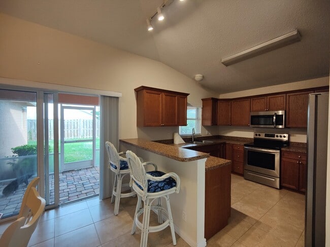 Photo - 5795 SE Mitzi Ln