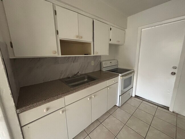 Photo - 1413 NW 8th Ave