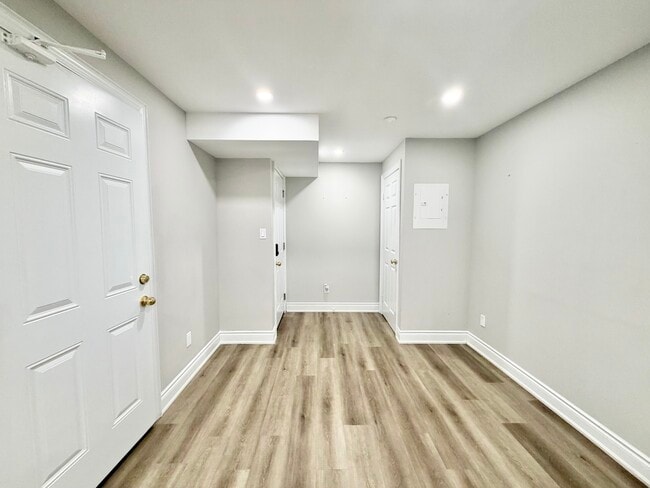 Photo - 2 BED - 1 BATH - LONDON - BASEMENT