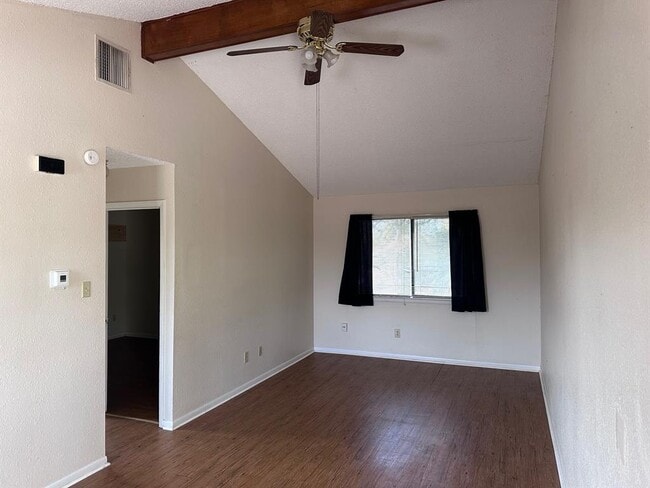 Photo - 114 Thorne Rd