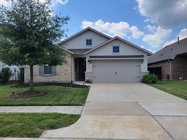 Building Photo - One-Story, 4 Bedroom Available! Rental