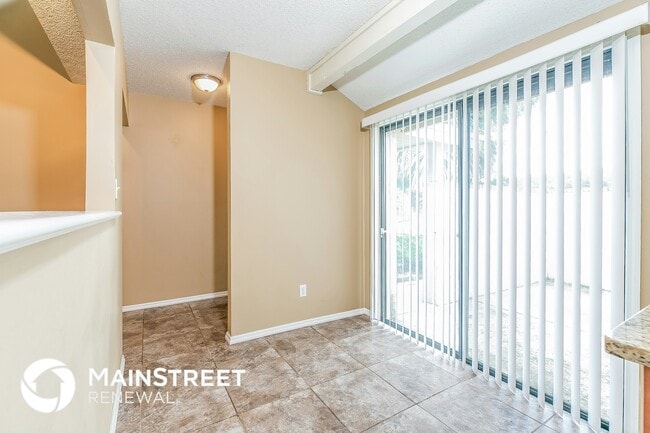 Photo - 20440 Majestic St