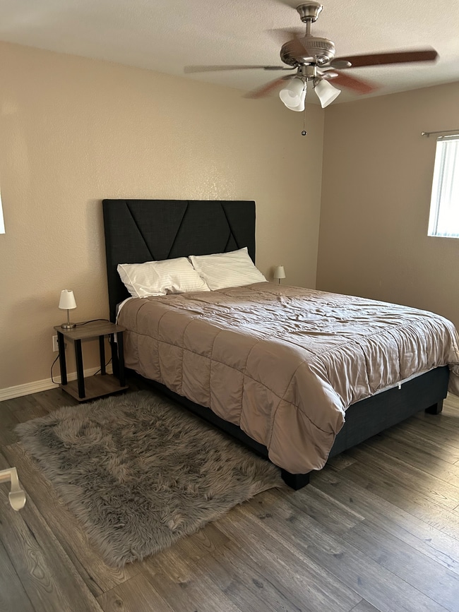 Photo - 1331 W Baseline Rd Unit #169