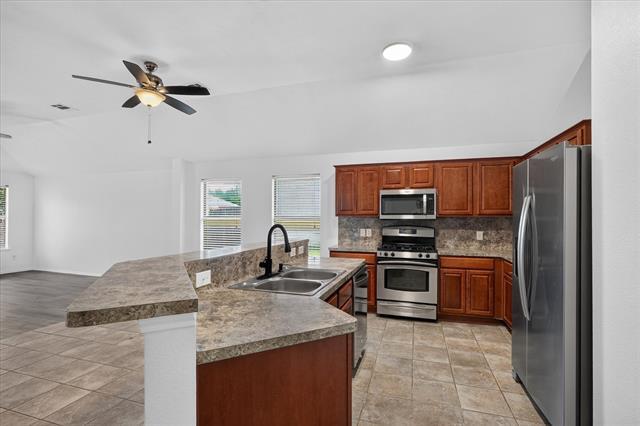 Photo - 9324 Warren Dr