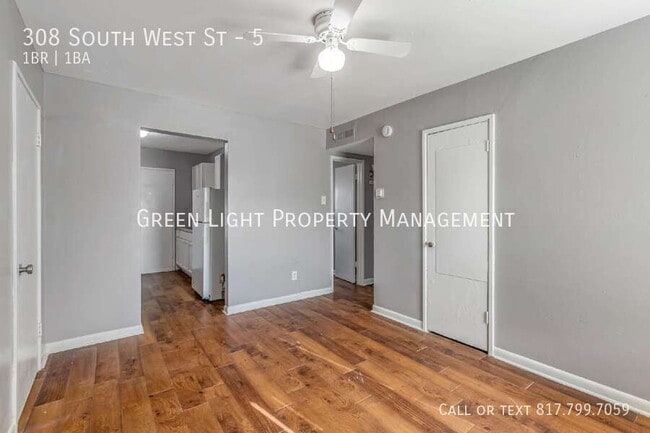 Photo - 308 S W St Unit 5