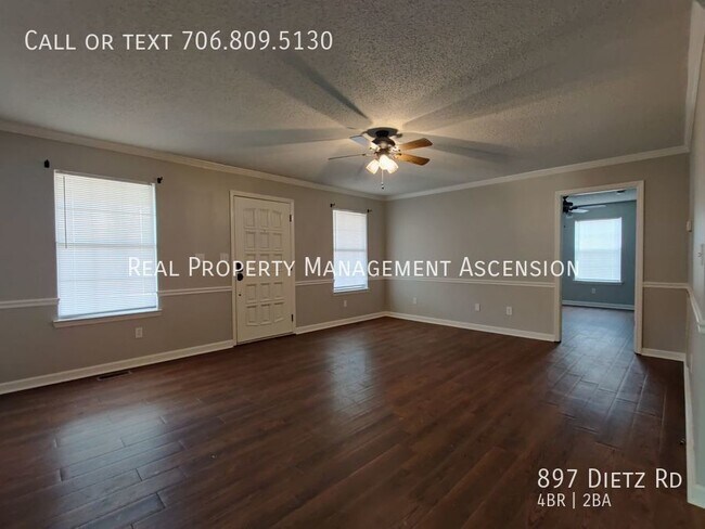 Photo - 897 Dietz Rd