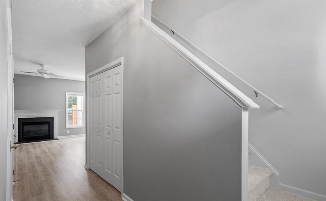 Photo - 107 Fox Trail Ln