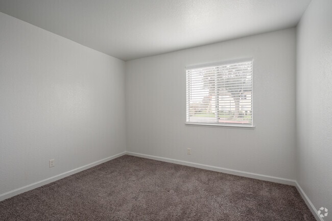 2BR, 1BA - 872SF - First Bedroom