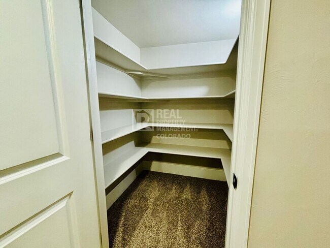 Photo - 1415 N Raleigh St