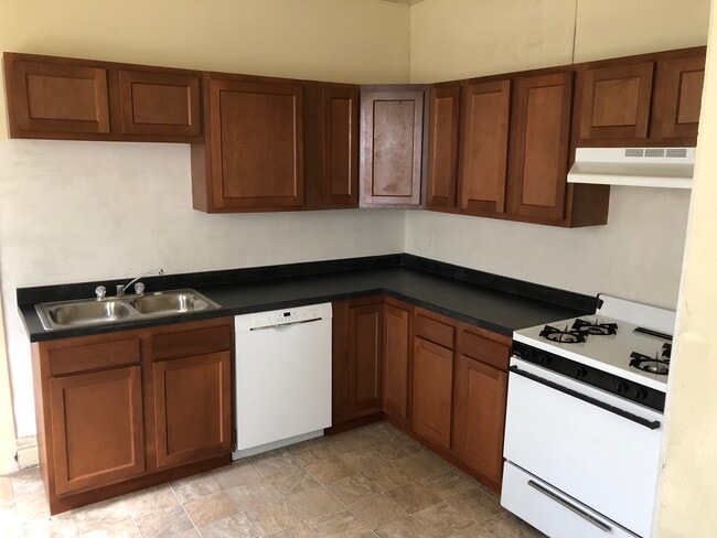 Photo - 1607 W Main St