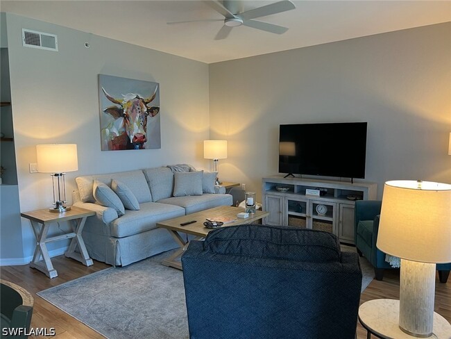 Building Photo - 2815 Cypress Trace Cir Unit 102