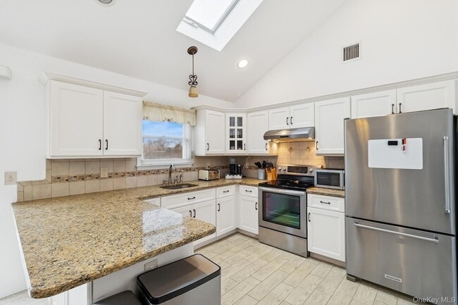 Photo - 119 Vineyard Way