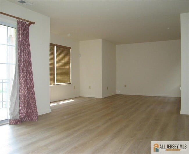 Photo - 1218 Plymouth Rd