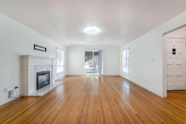 Photo - 1305 Walnut St